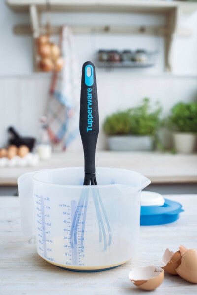 Measuring Cups - Whisk